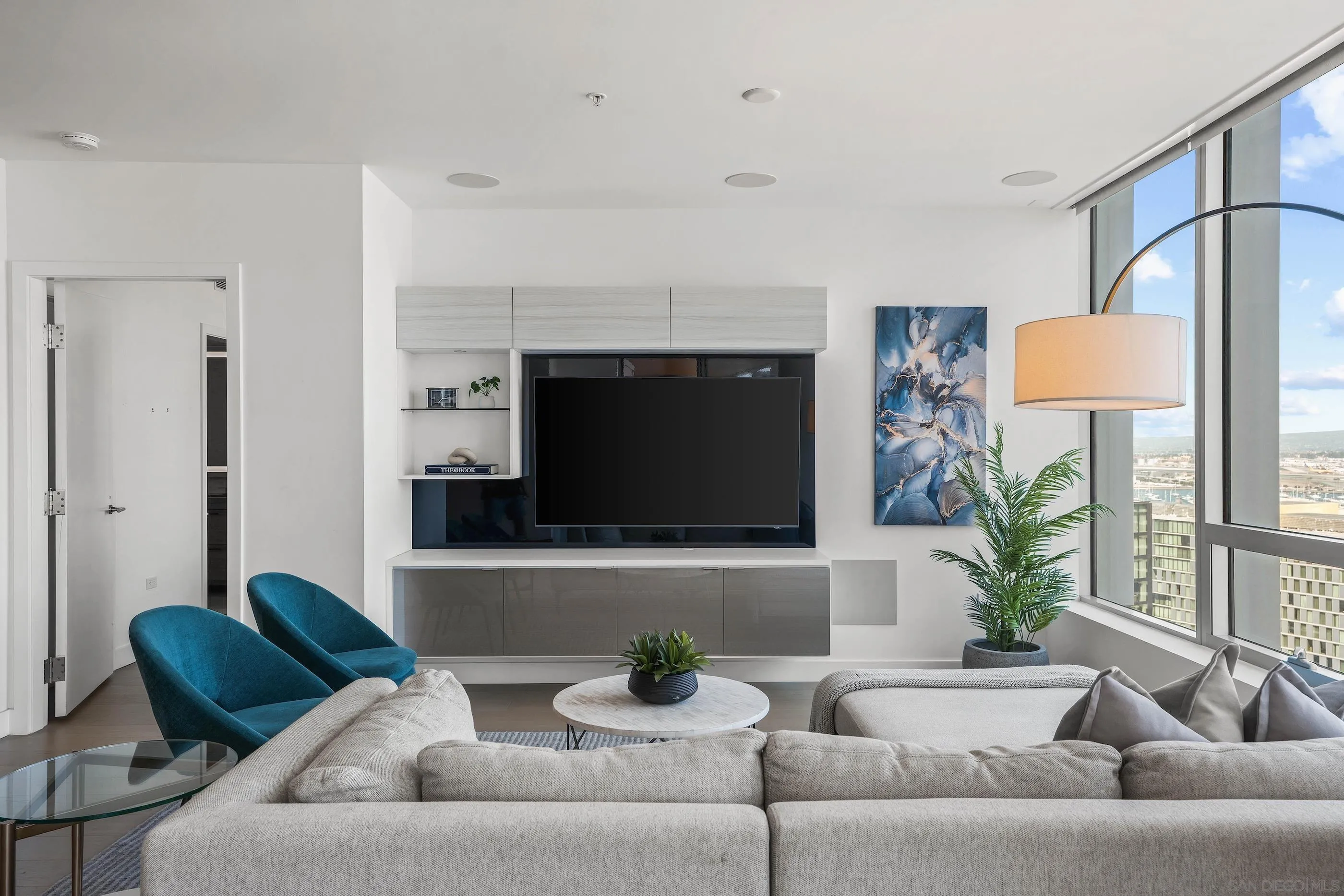 888 W E Street Unit 2206