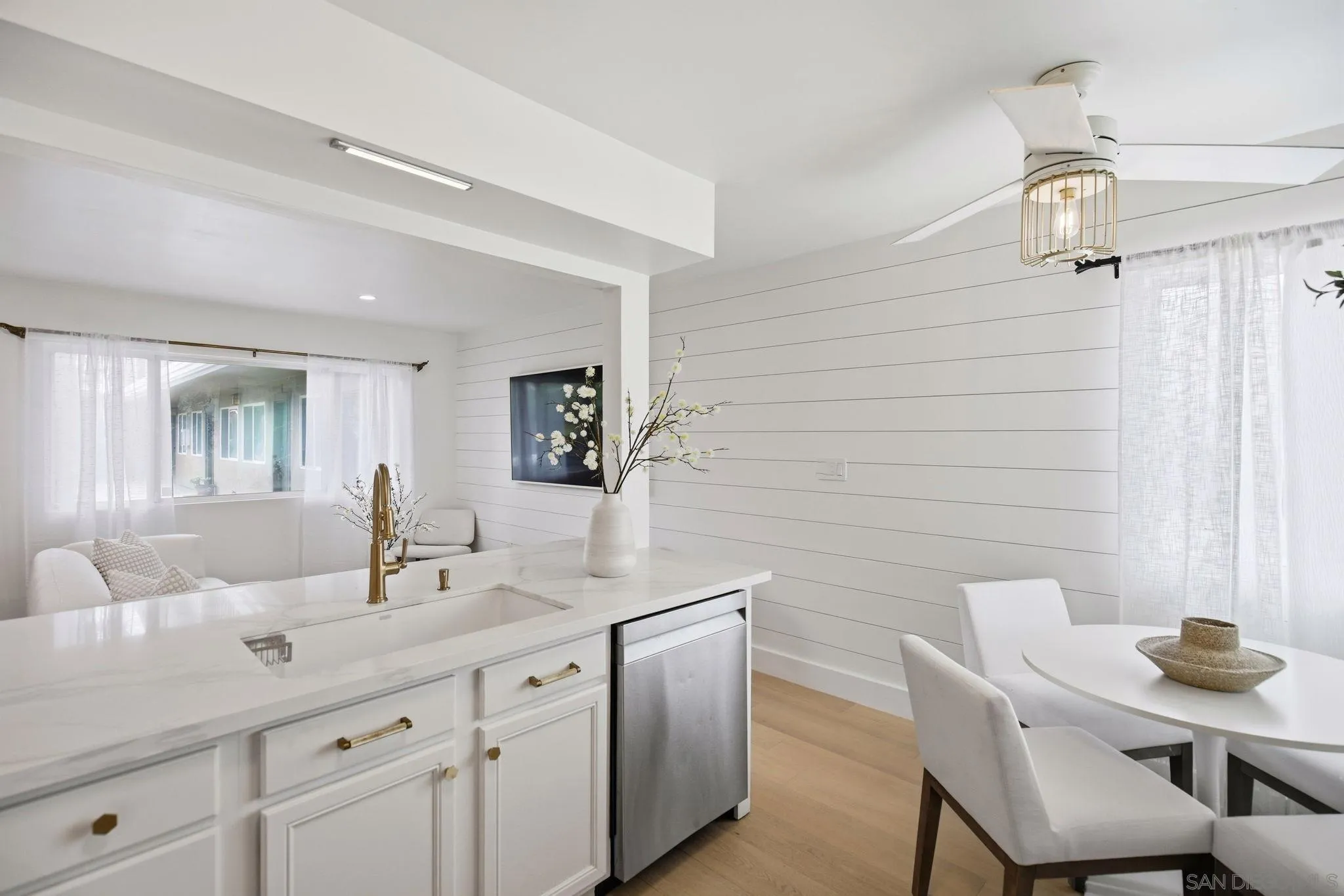 3932 9th Ave Unit 5