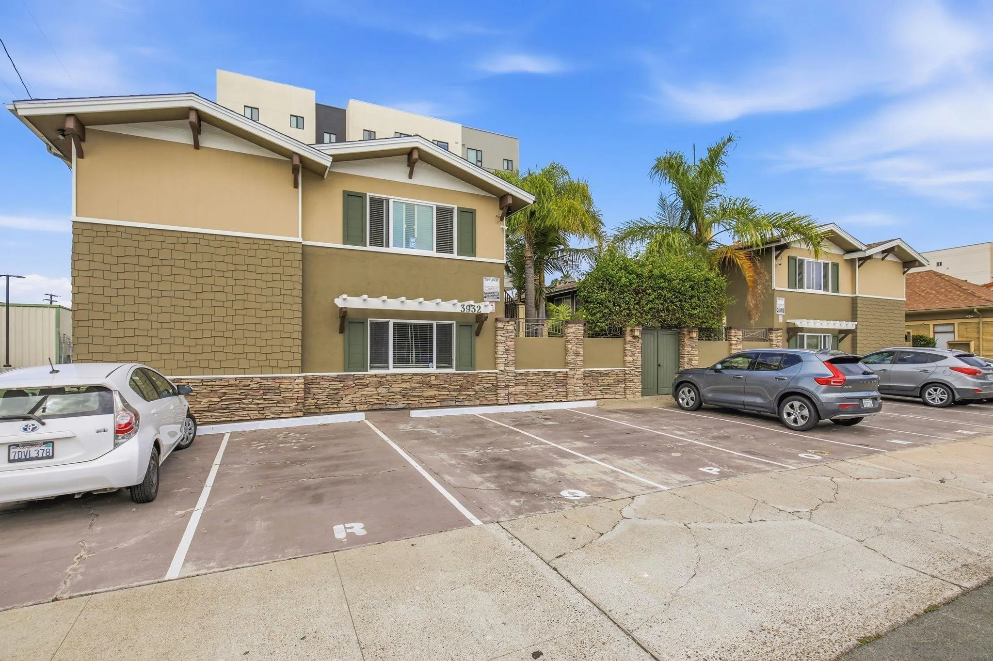3932 9th Ave Unit 5