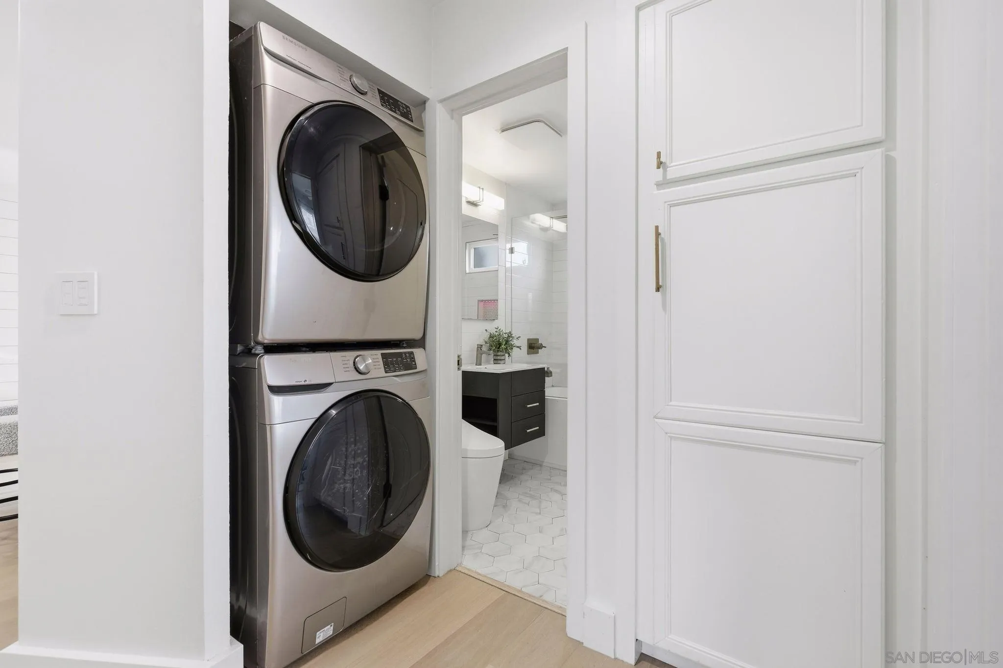 3932 9th Ave Unit 5