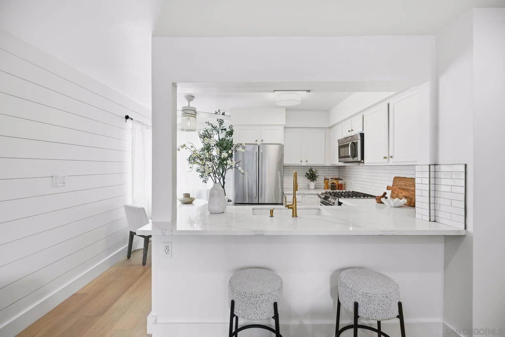 3932 9th Ave Unit 5
