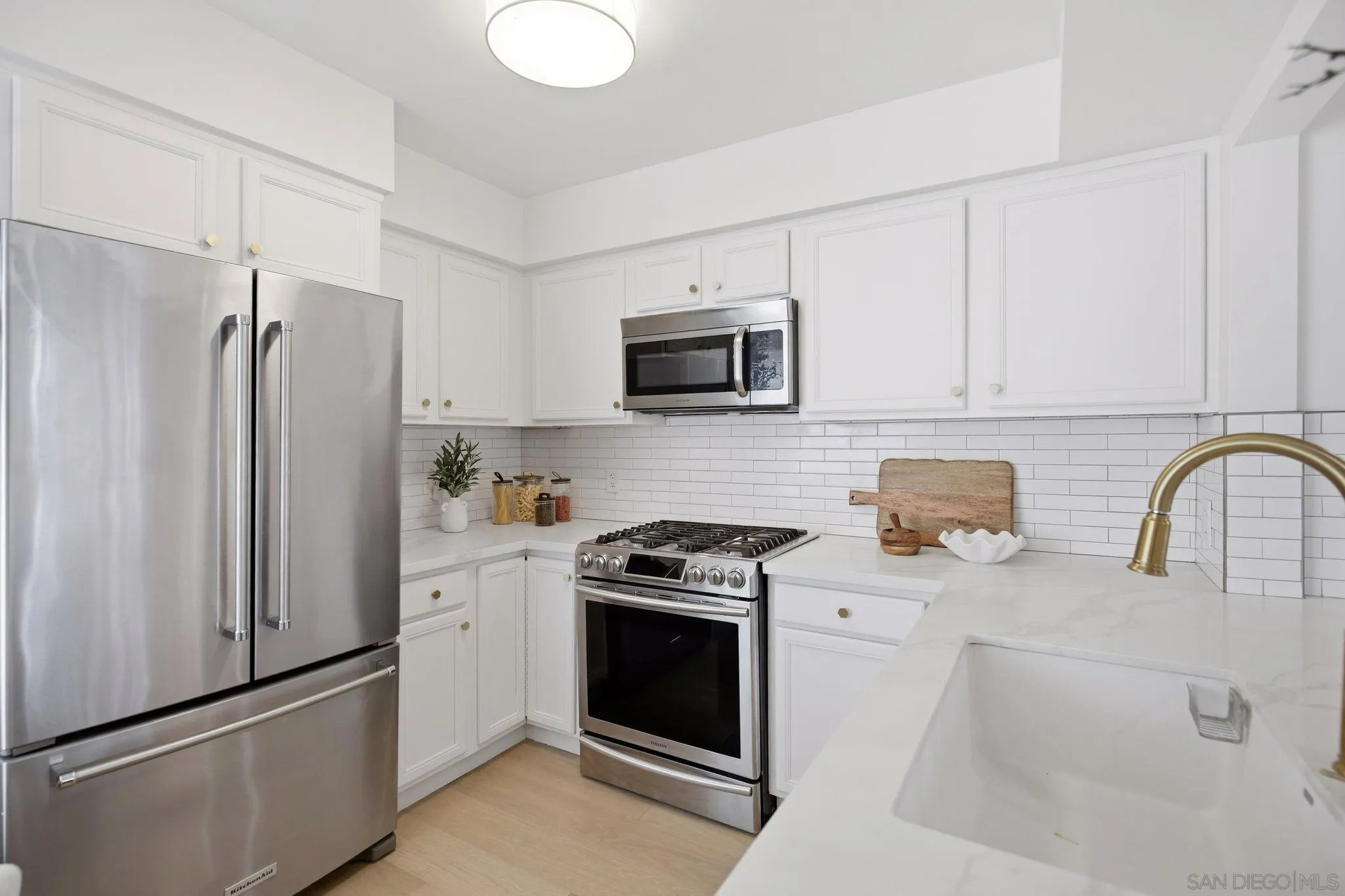 3932 9th Ave Unit 5