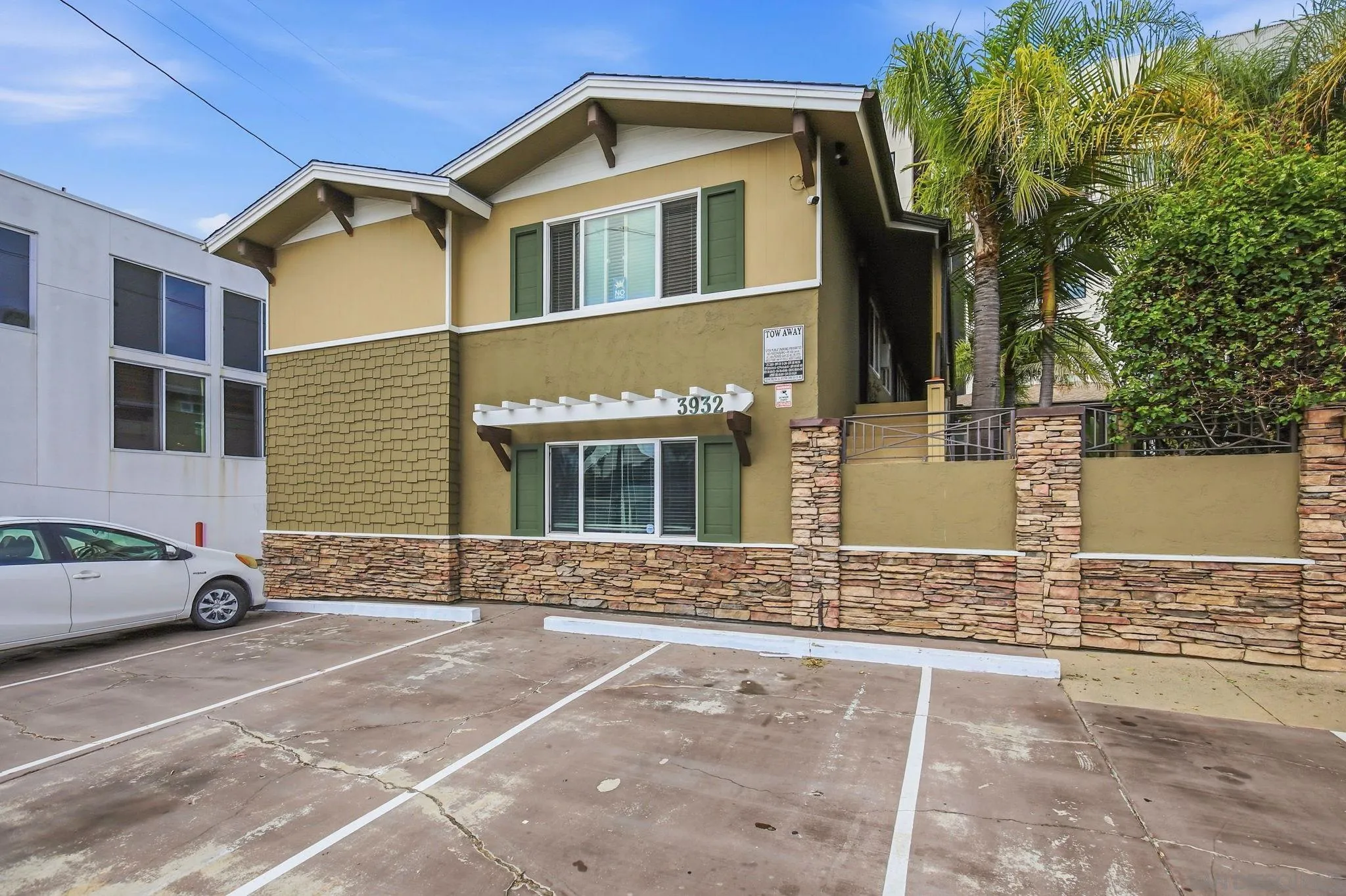 3932 9th Ave Unit 5
