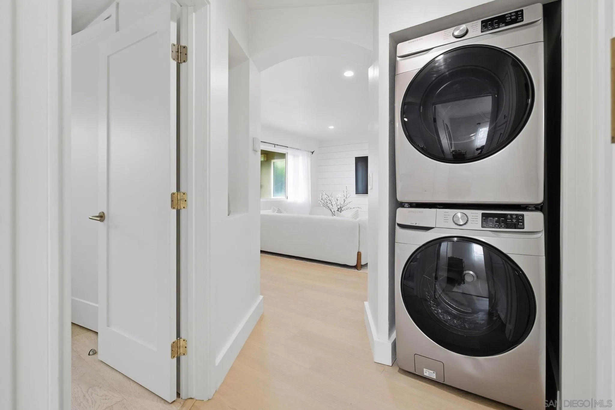 3932 9th Ave Unit 5