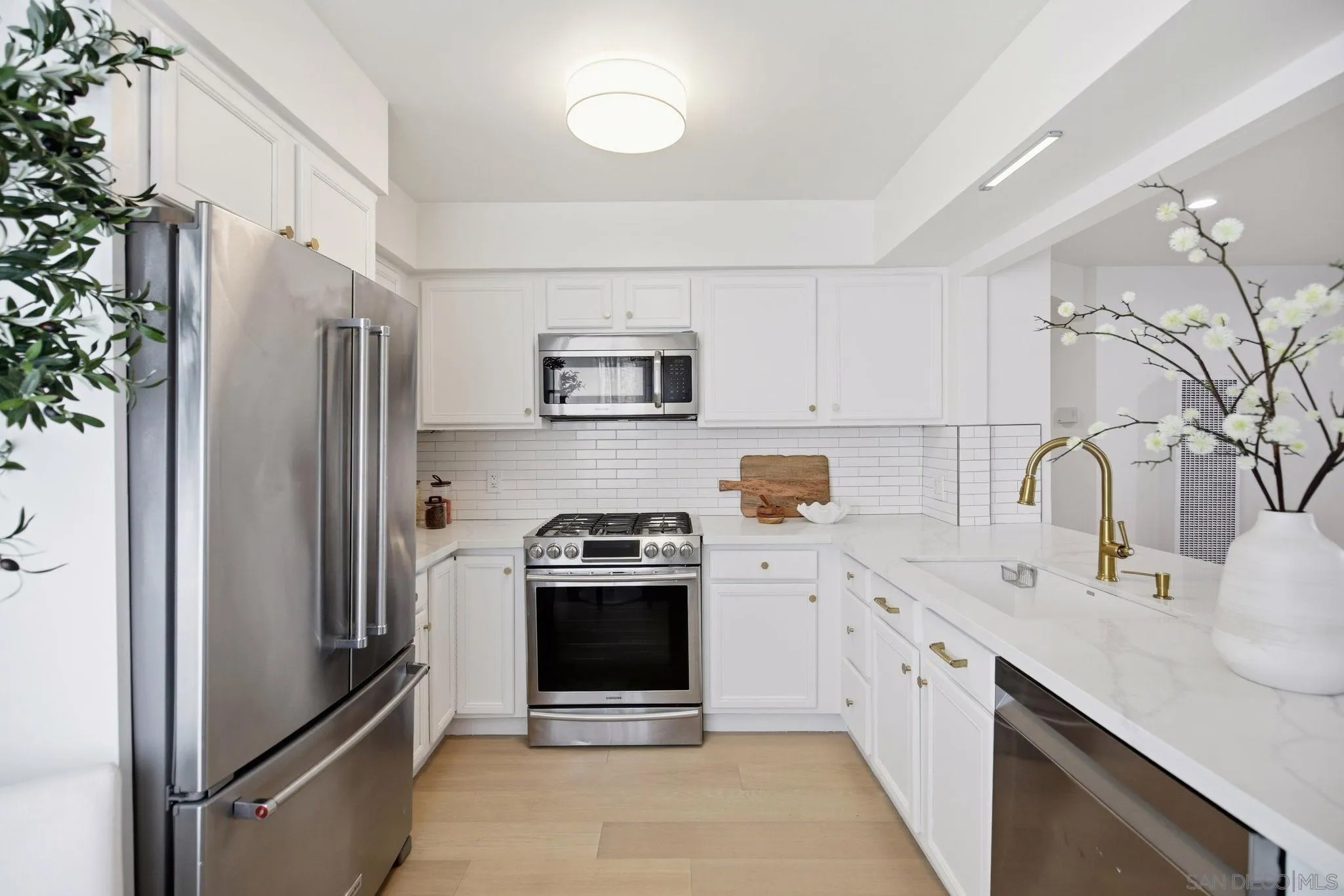 3932 9th Ave Unit 5