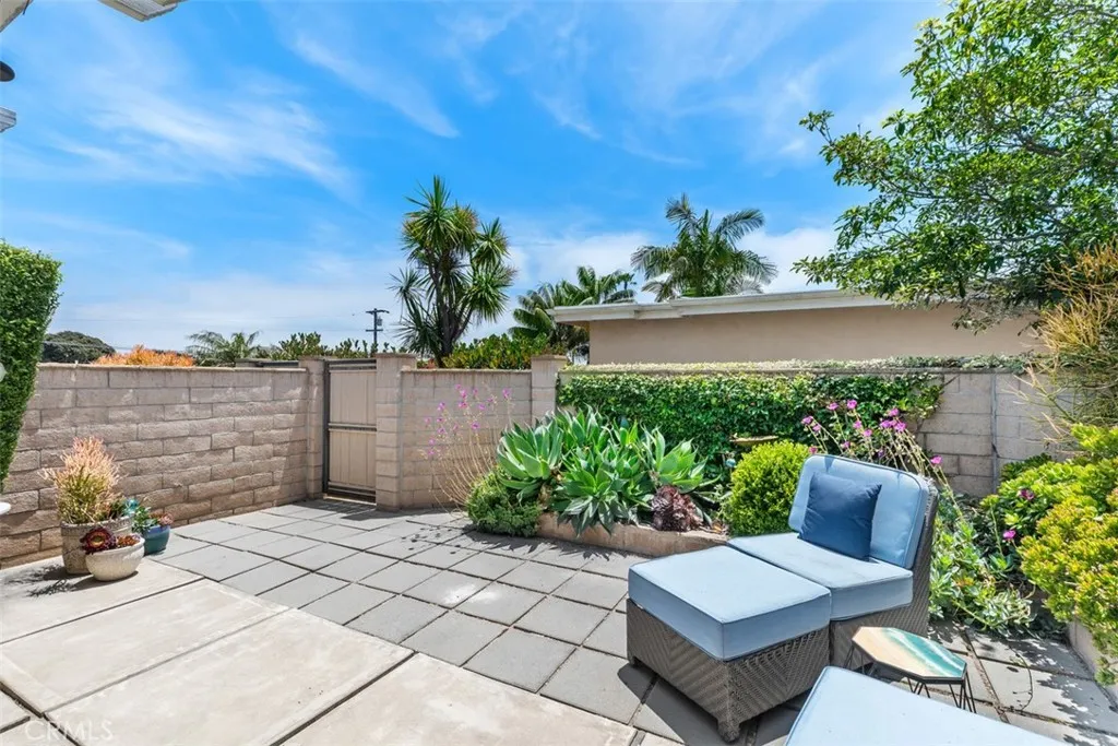 33926 La Serena Drive Unit 7