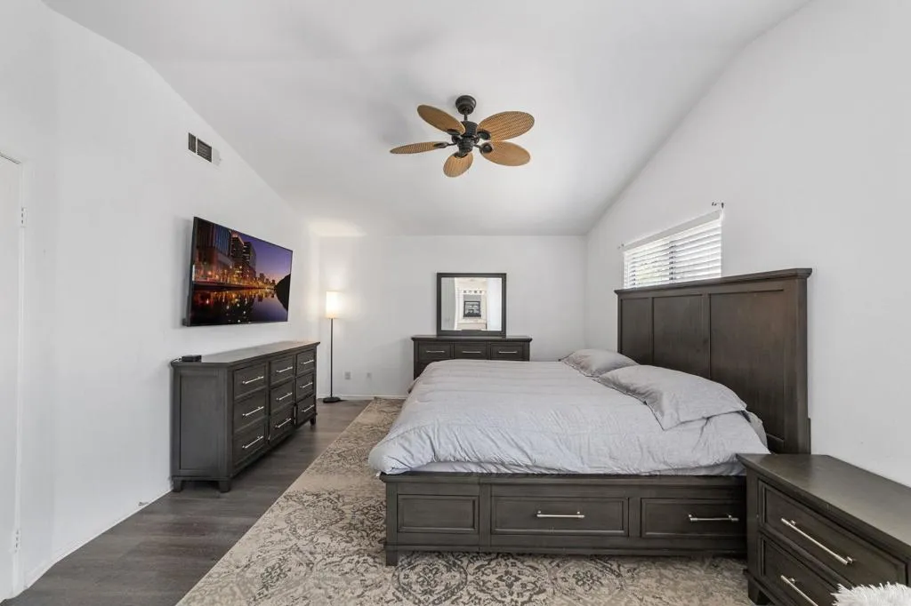 25134 Calle Entradero