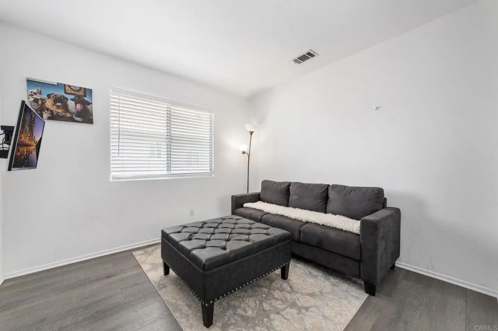 25134 Calle Entradero