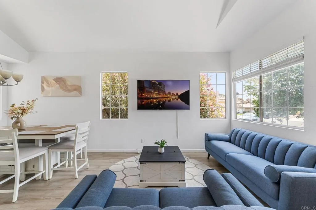 25134 Calle Entradero