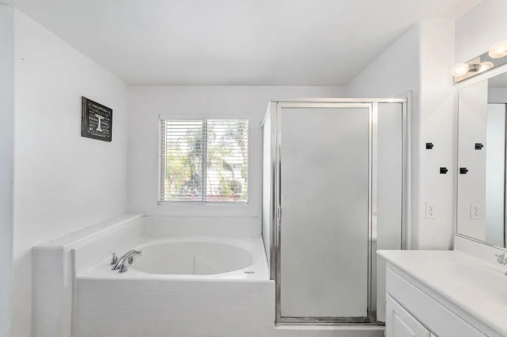 25134 Calle Entradero