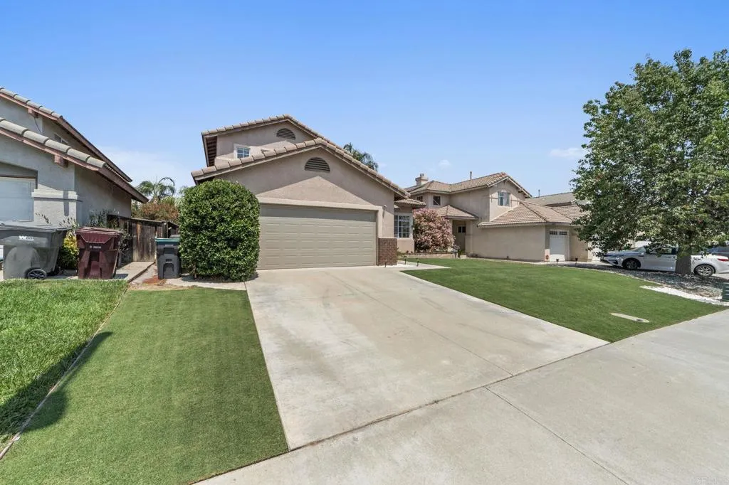 25134 Calle Entradero