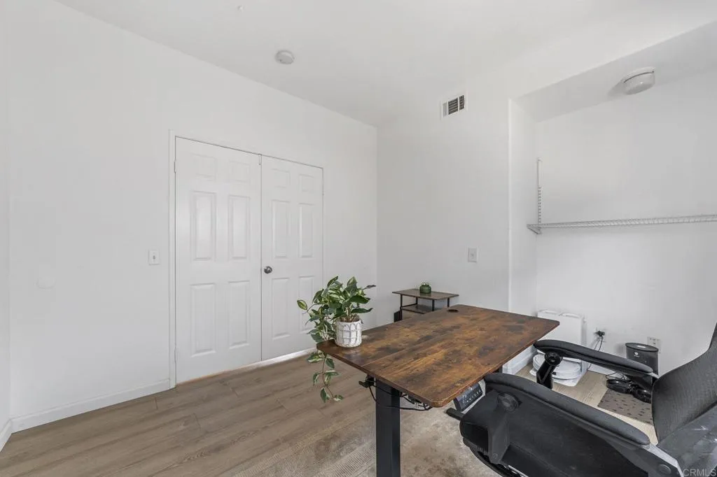 25134 Calle Entradero