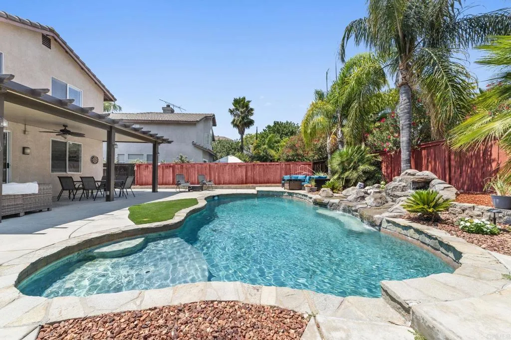 25134 Calle Entradero