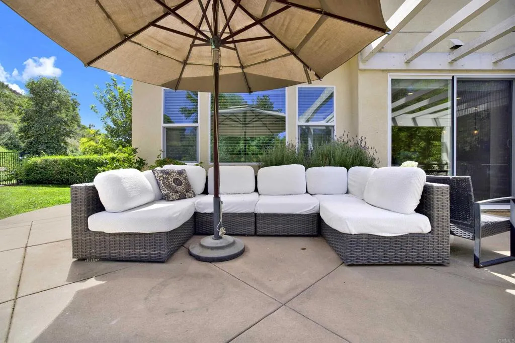 2640 Overlook Point Drive
