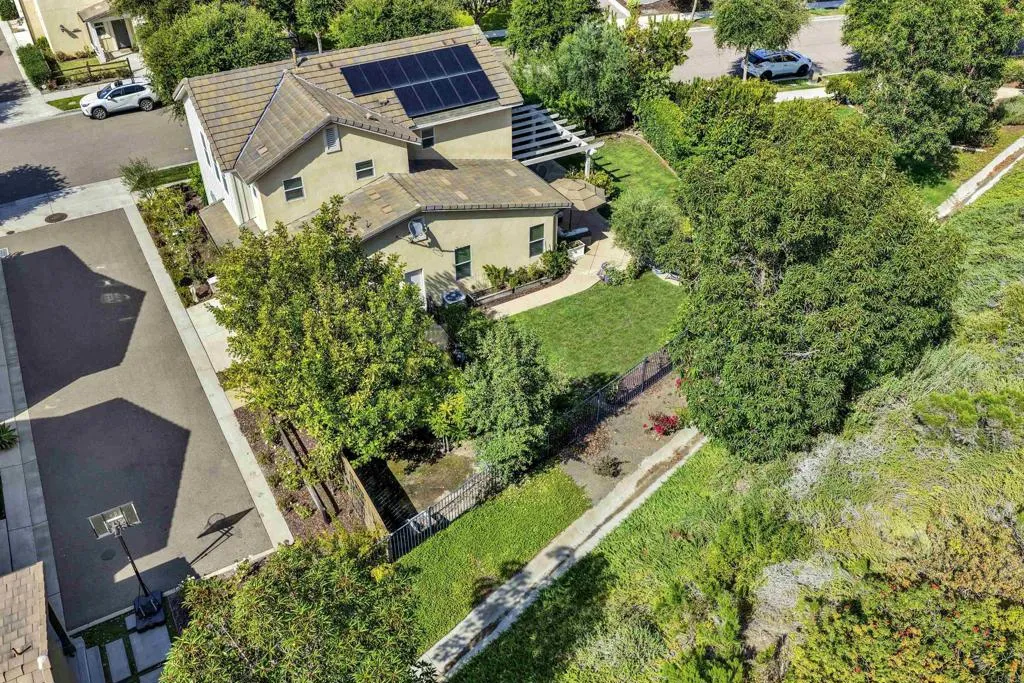 2640 Overlook Point Drive