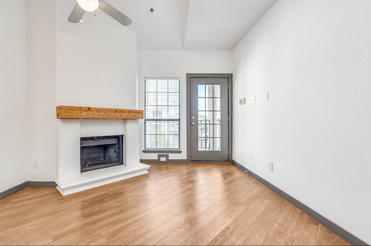 4800 W Lovers Lane 315