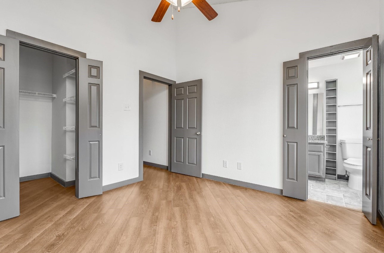 4800 W Lovers Lane 315