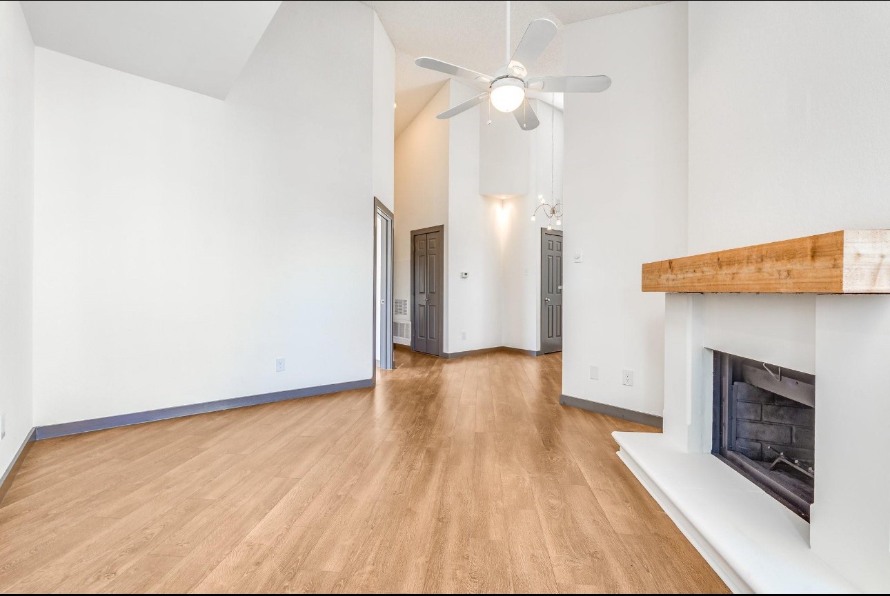 4800 W Lovers Lane 315