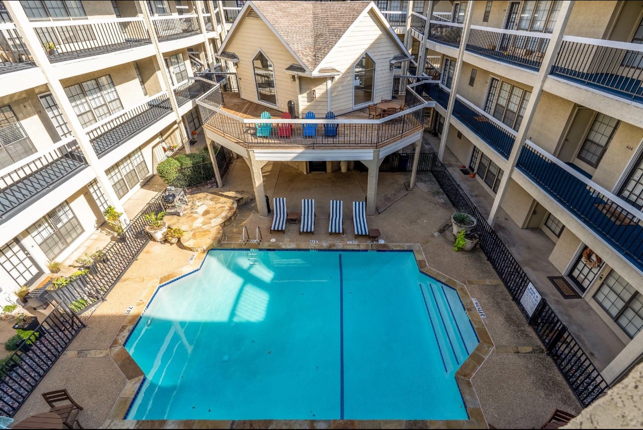 4800 W Lovers Lane 315