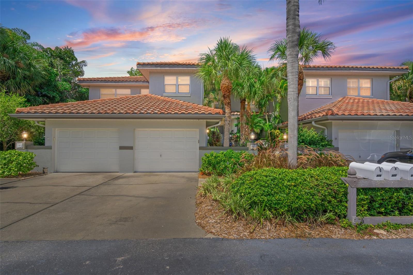 903 PINELLAS BAYWAY S #207