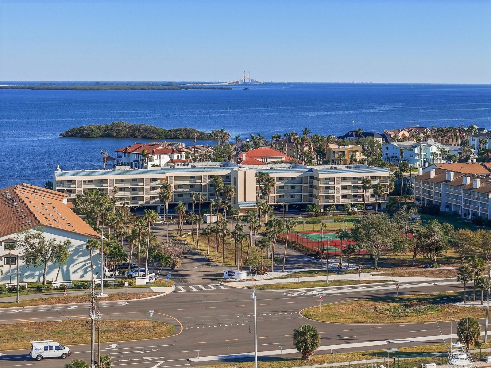 363 PINELLAS BAYWAY S #33