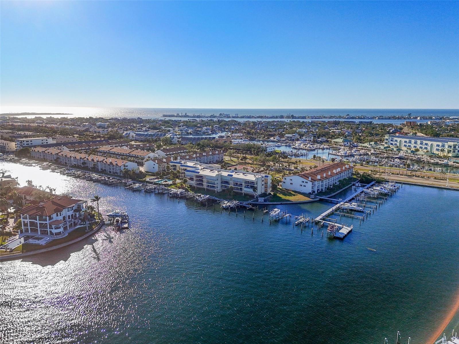 363 PINELLAS BAYWAY S #33