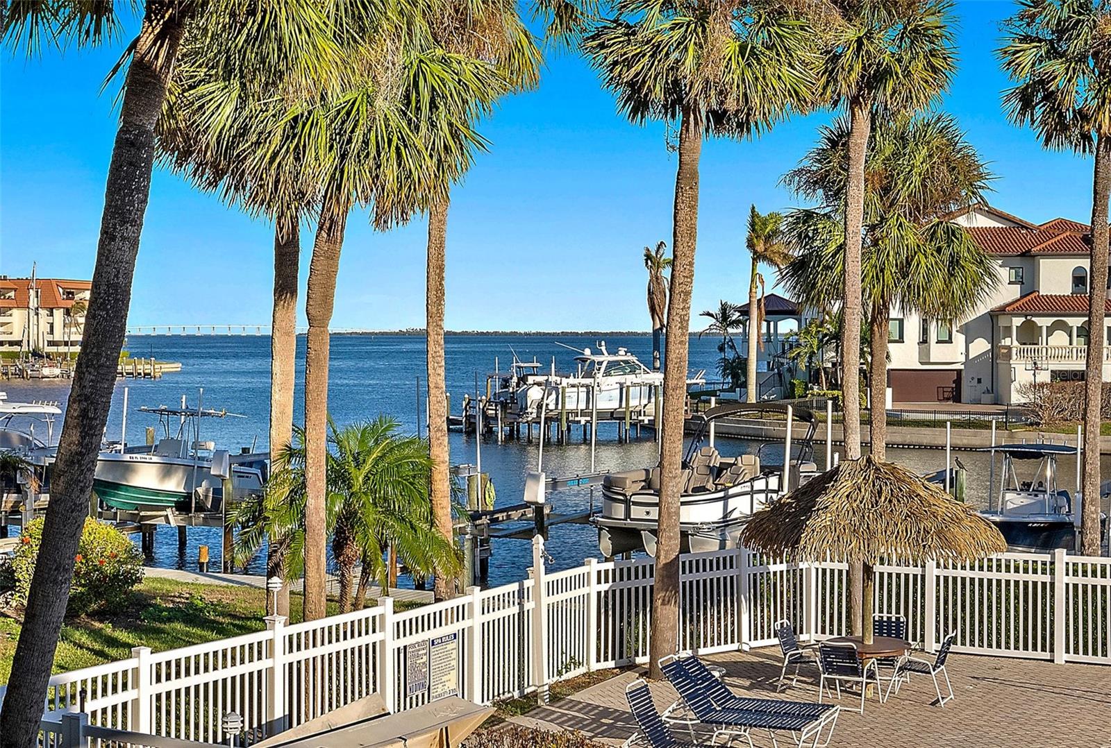 363 PINELLAS BAYWAY S #33