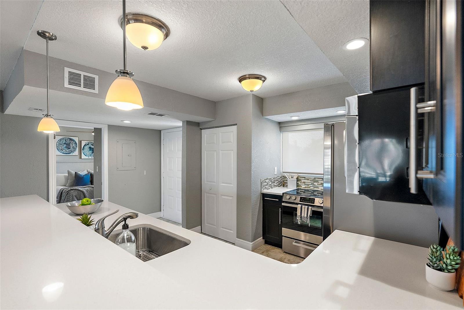 363 PINELLAS BAYWAY S #33