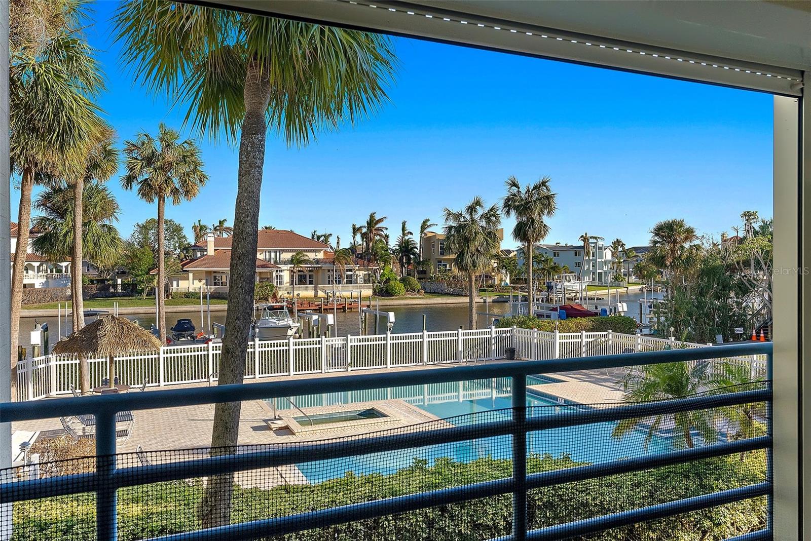 363 PINELLAS BAYWAY S #33