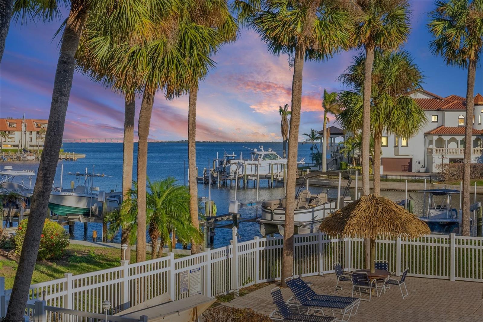363 PINELLAS BAYWAY S #33
