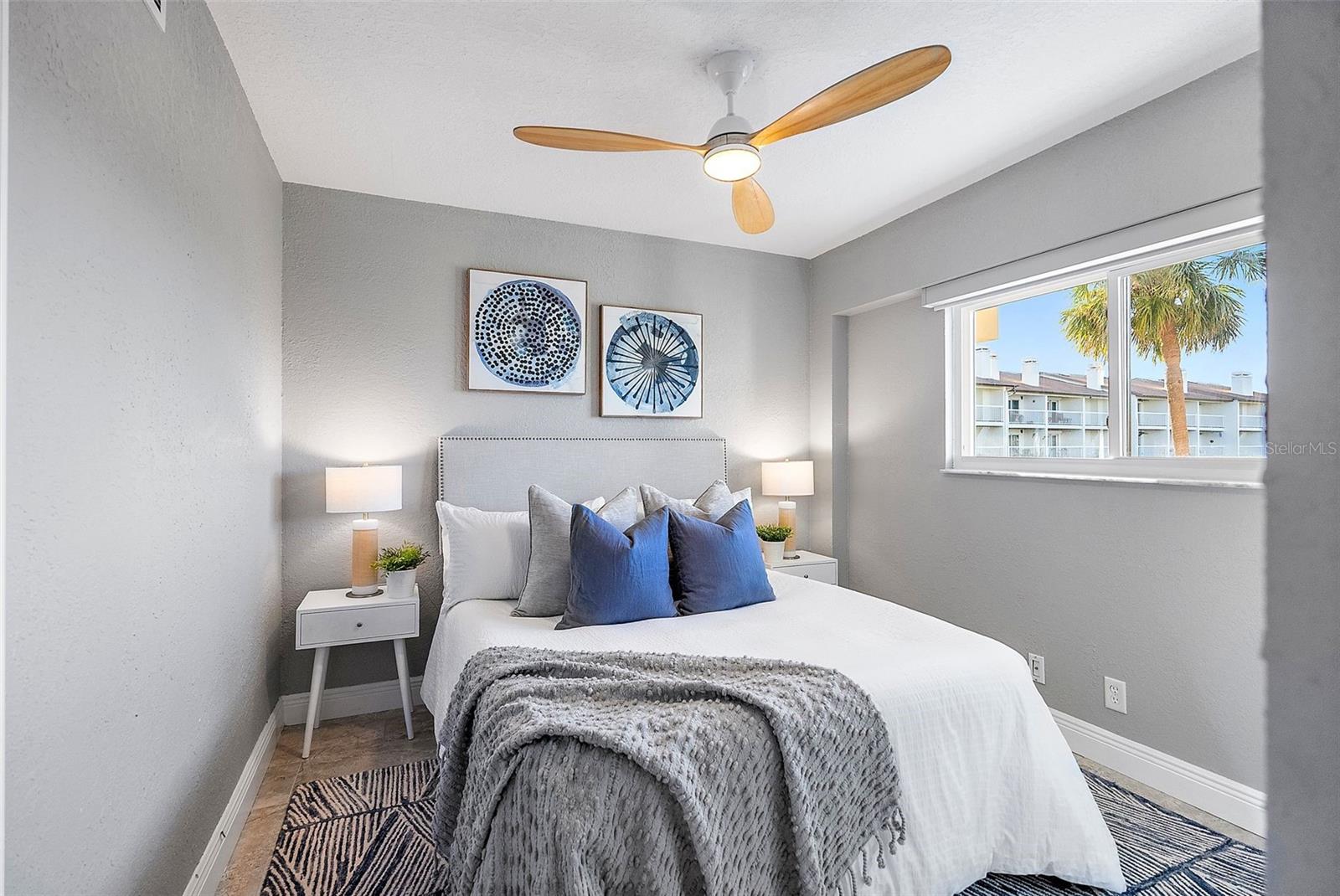 363 PINELLAS BAYWAY S #33