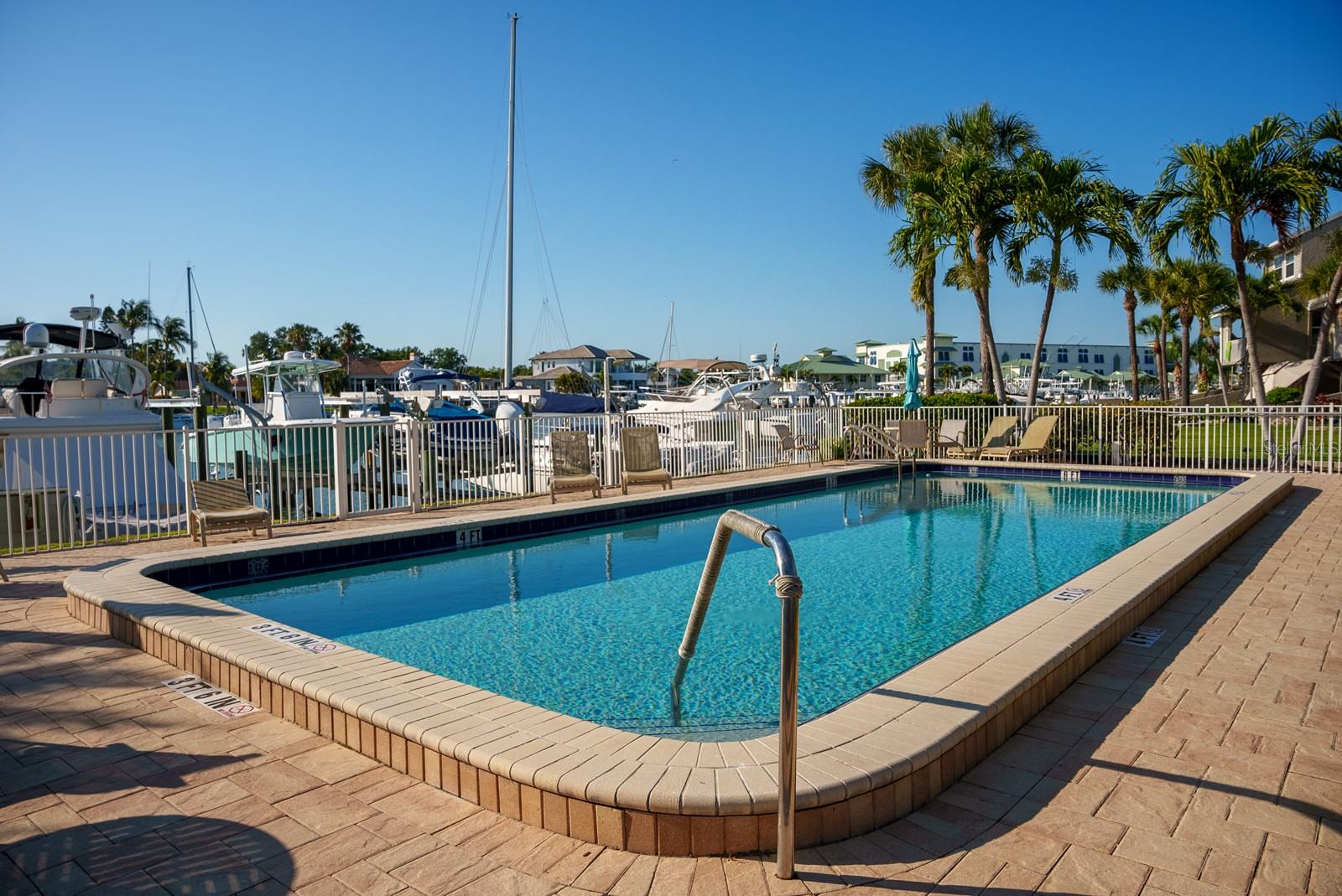 370 PINELLAS BAYWAY S #E
