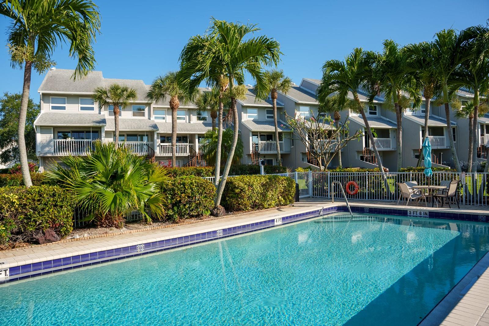 370 PINELLAS BAYWAY S #E