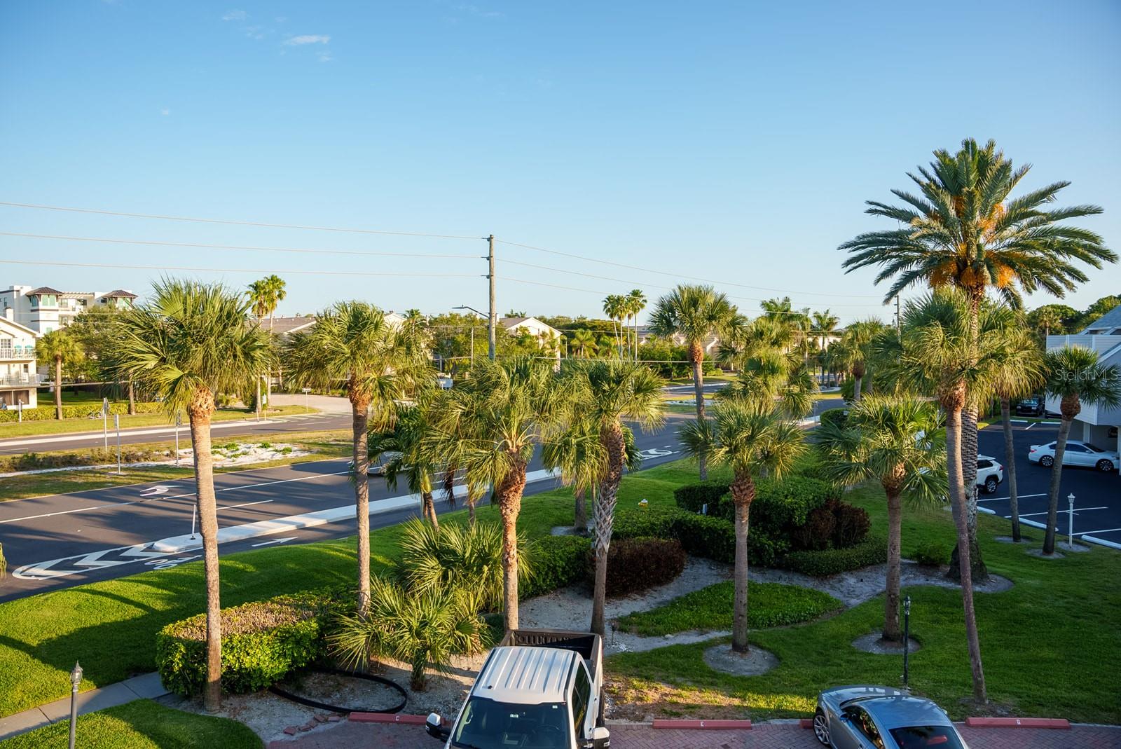 370 PINELLAS BAYWAY S #E