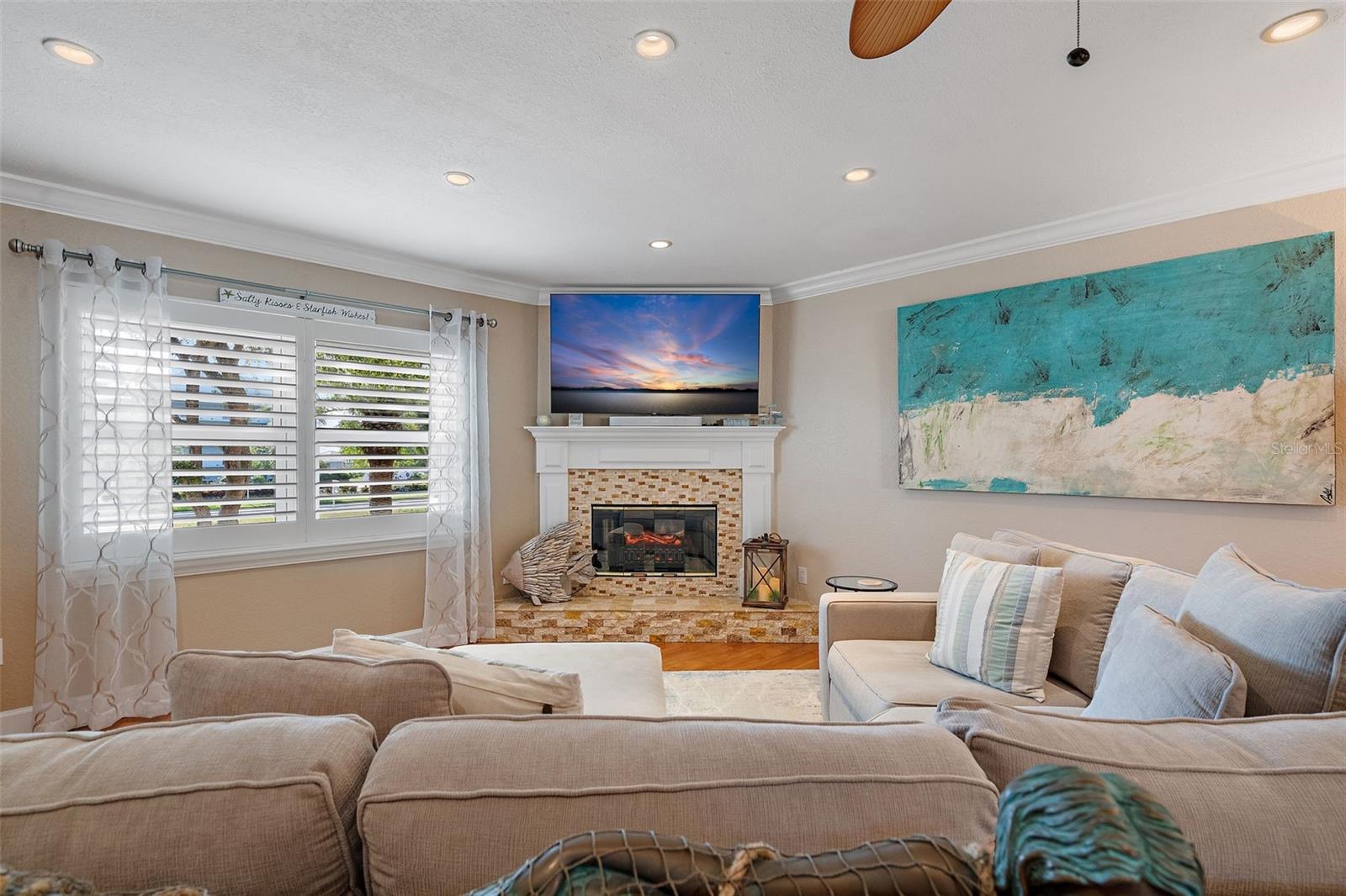 1109 PINELLAS BAYWAY S #403