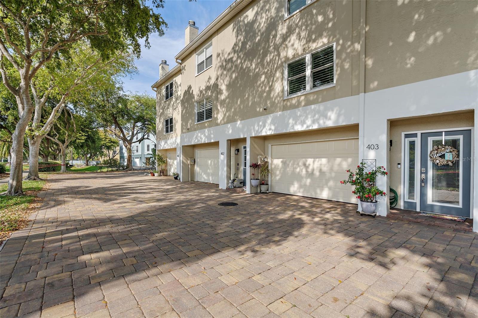 1109 PINELLAS BAYWAY S #403