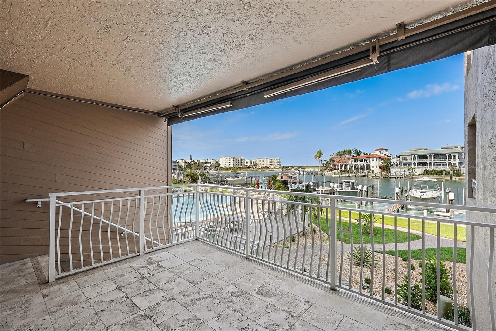 936 PINELLAS BAYWAY S #T-5