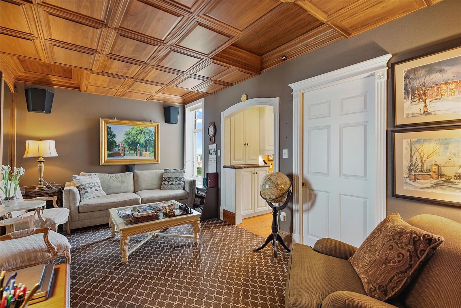 100 BEACH DR NE #1902