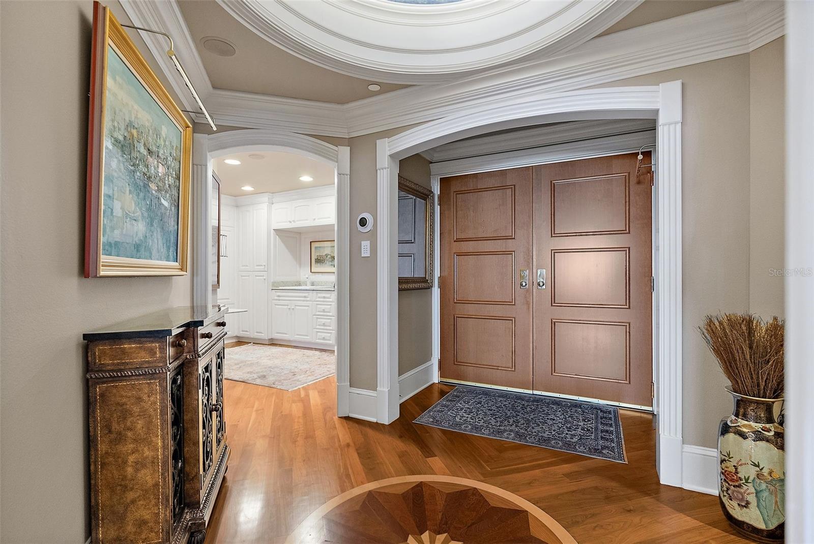 100 BEACH DR NE #1902