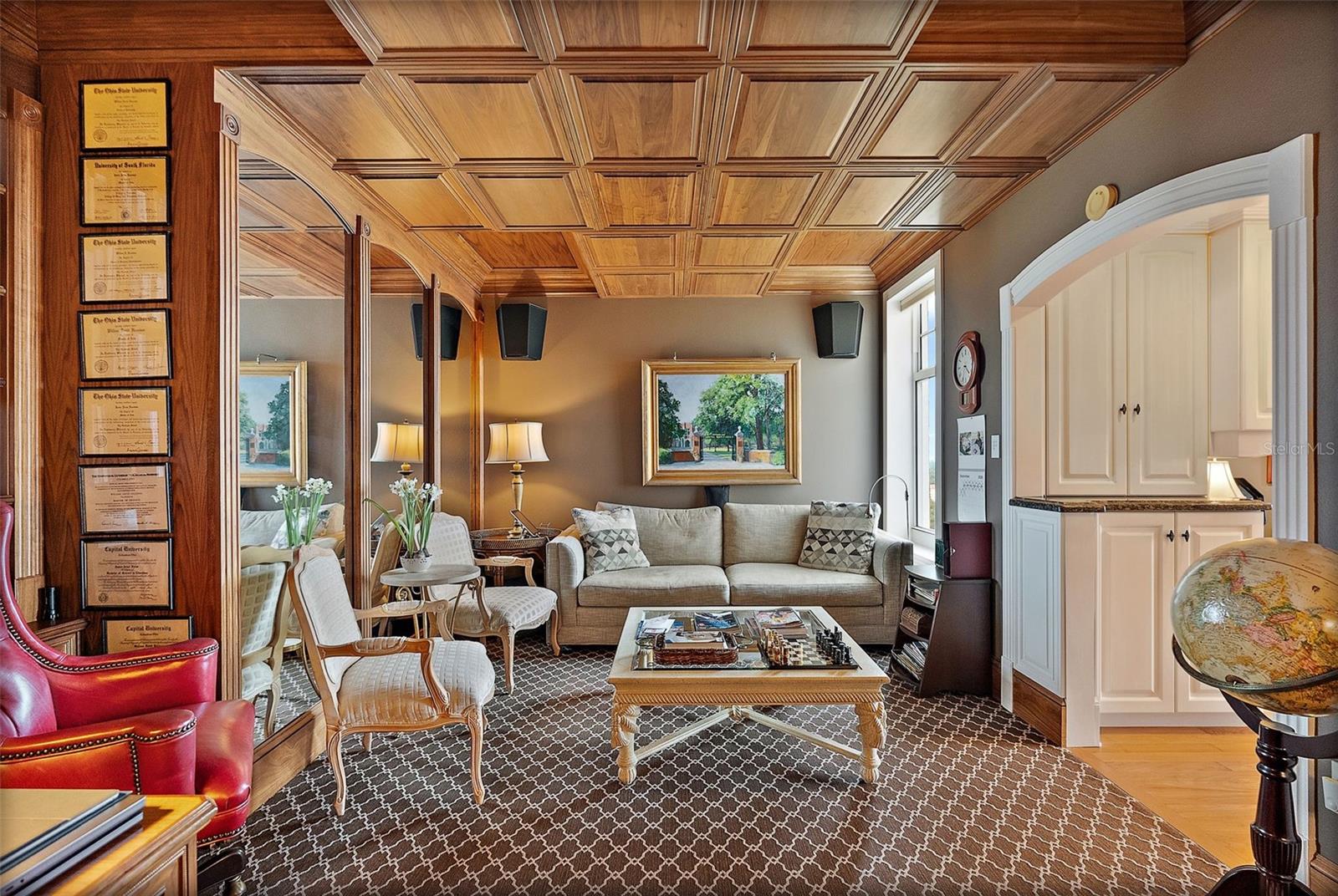 100 BEACH DR NE #1902