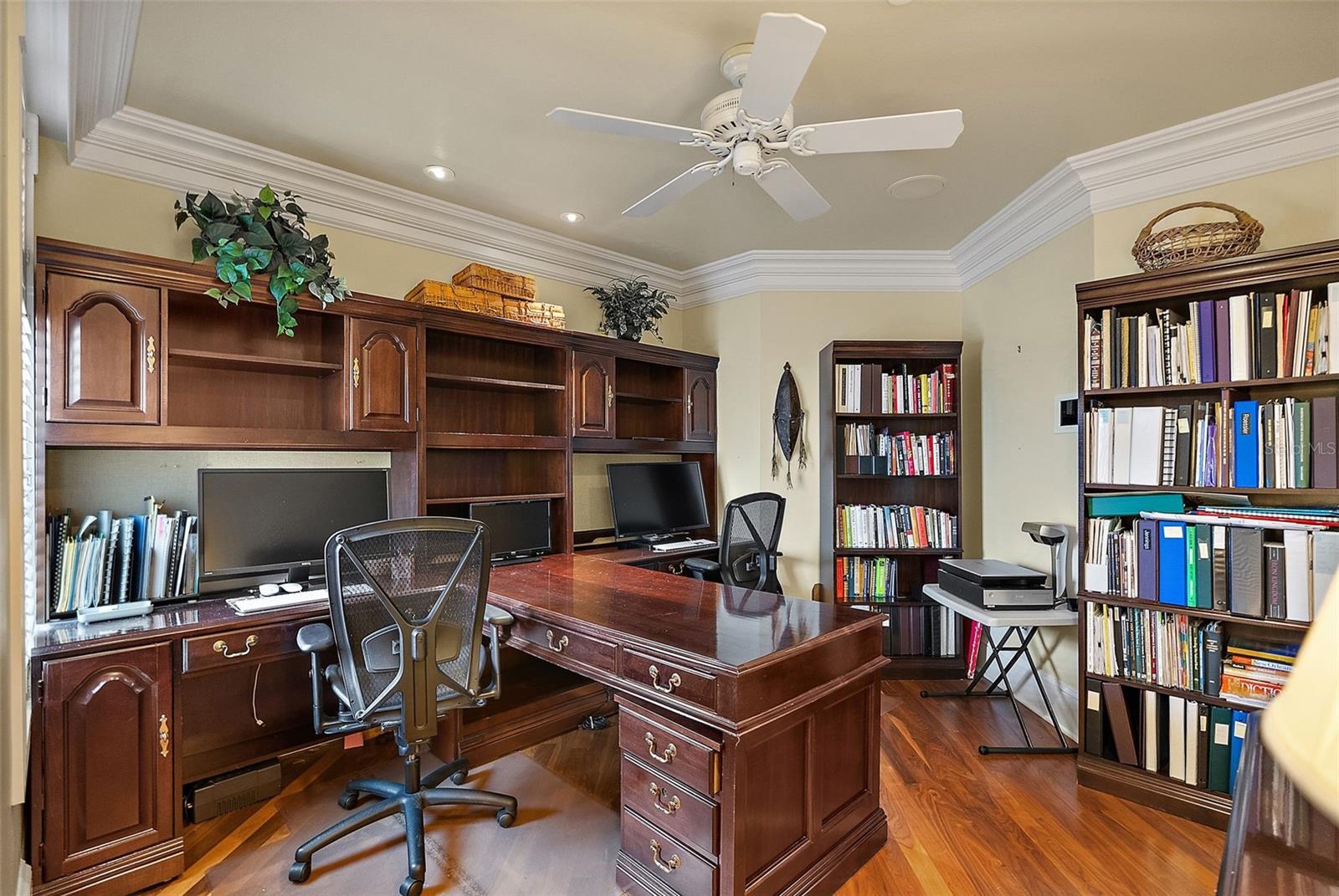 100 BEACH DR NE #1902