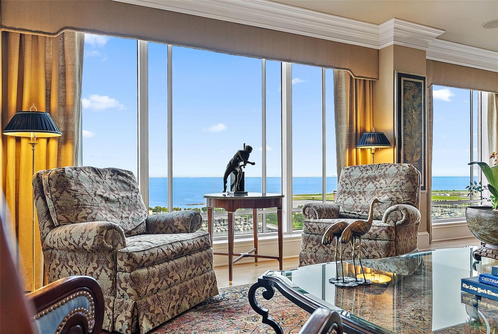 100 BEACH DR NE #1902