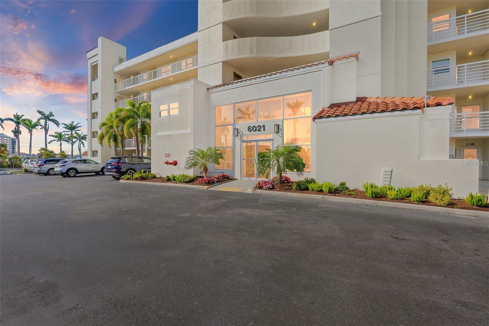 6021 BAHIA DEL MAR CIR #137