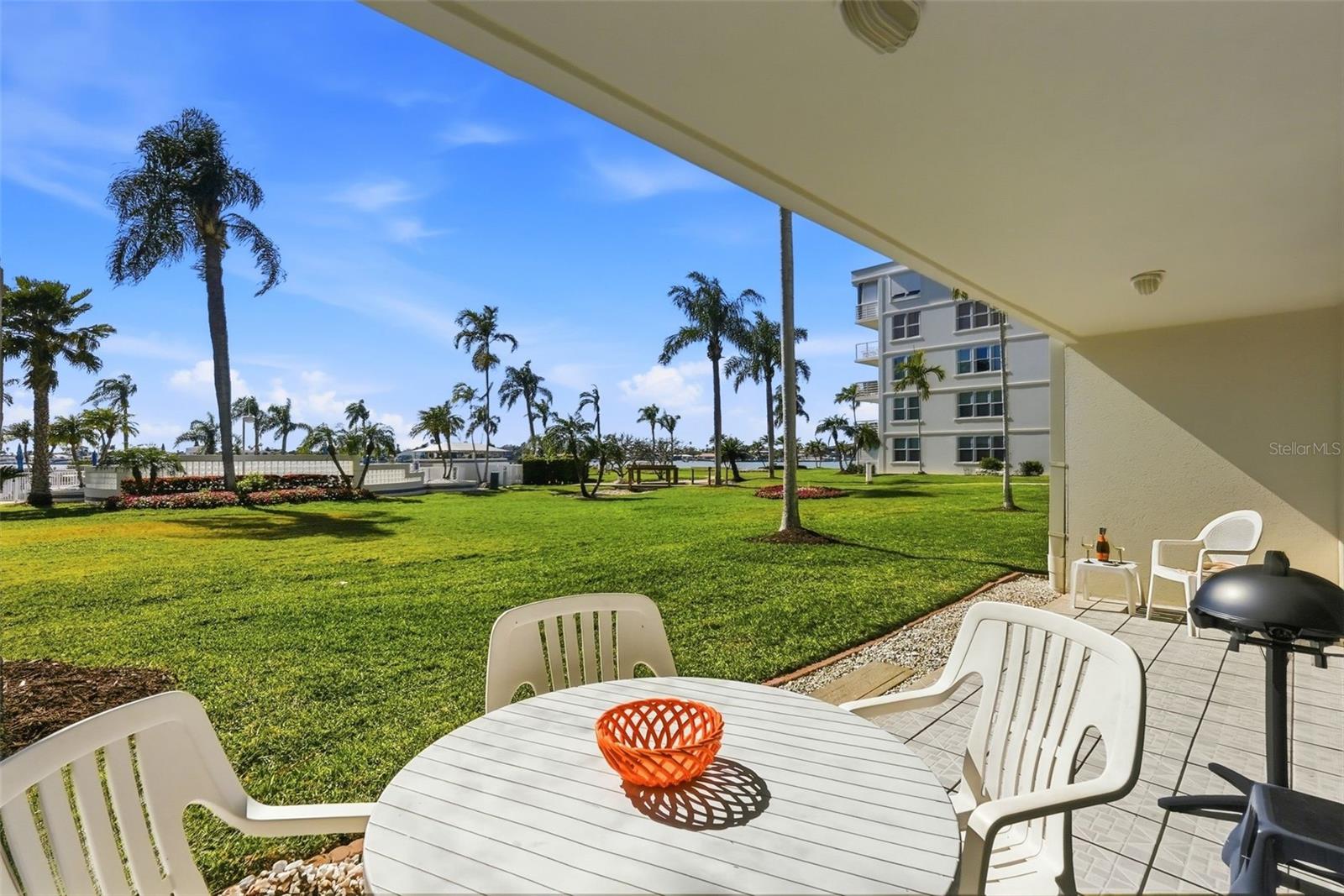 6021 BAHIA DEL MAR CIR #137