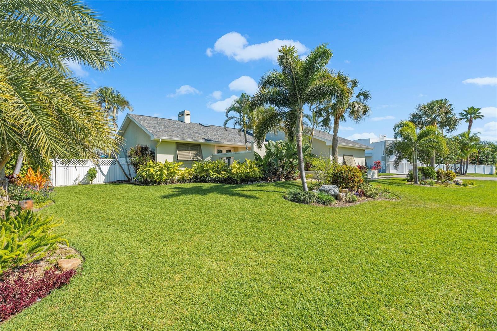725 MONTE CRISTO BLVD