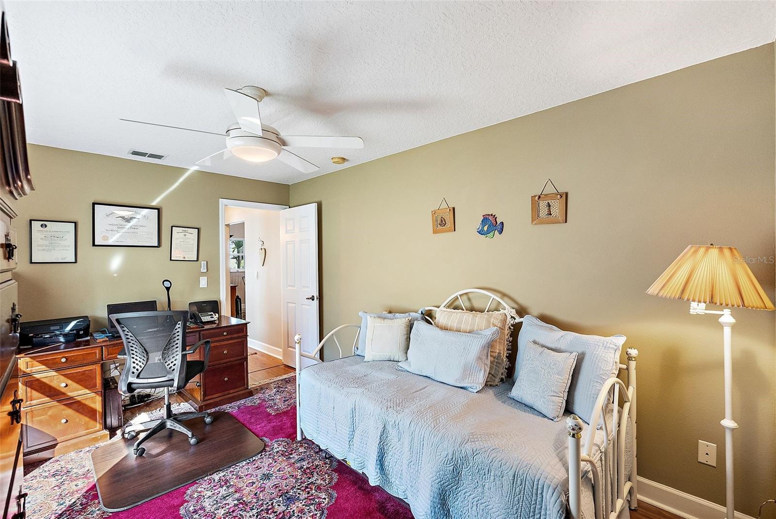 605 4TH ST W