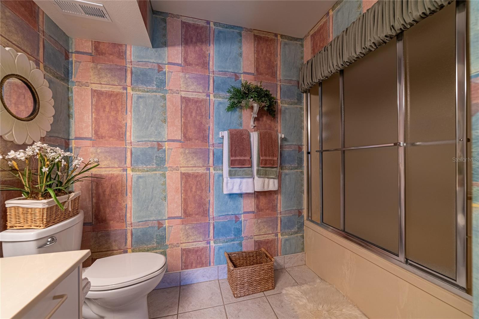 5701 BAHIA DEL MAR CIR #407