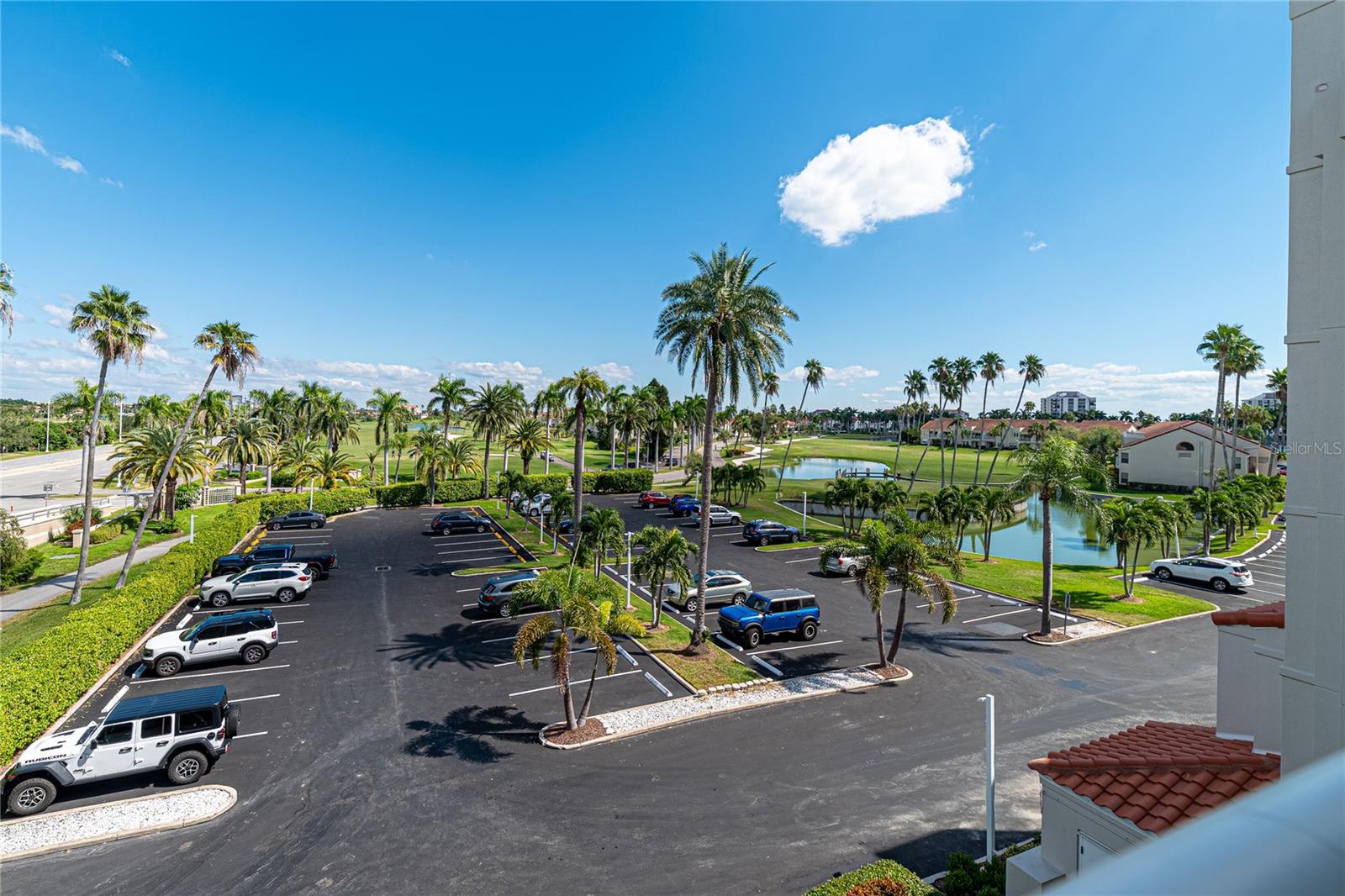 5701 BAHIA DEL MAR CIR #407