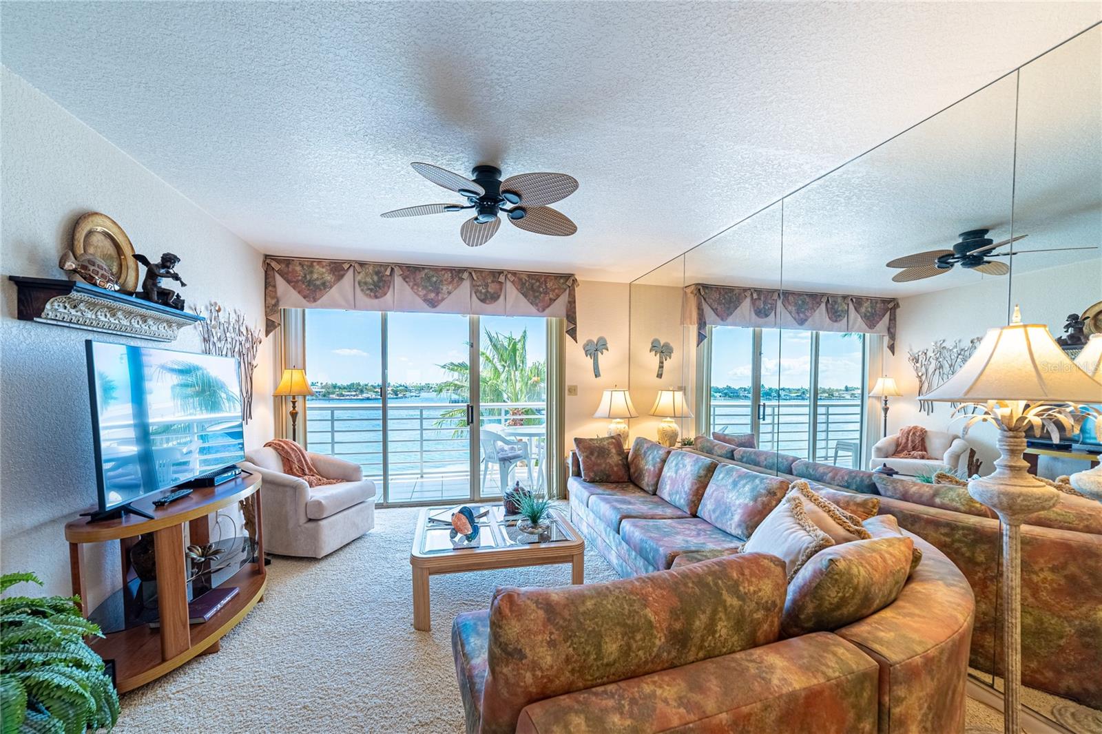 5701 BAHIA DEL MAR CIR #407