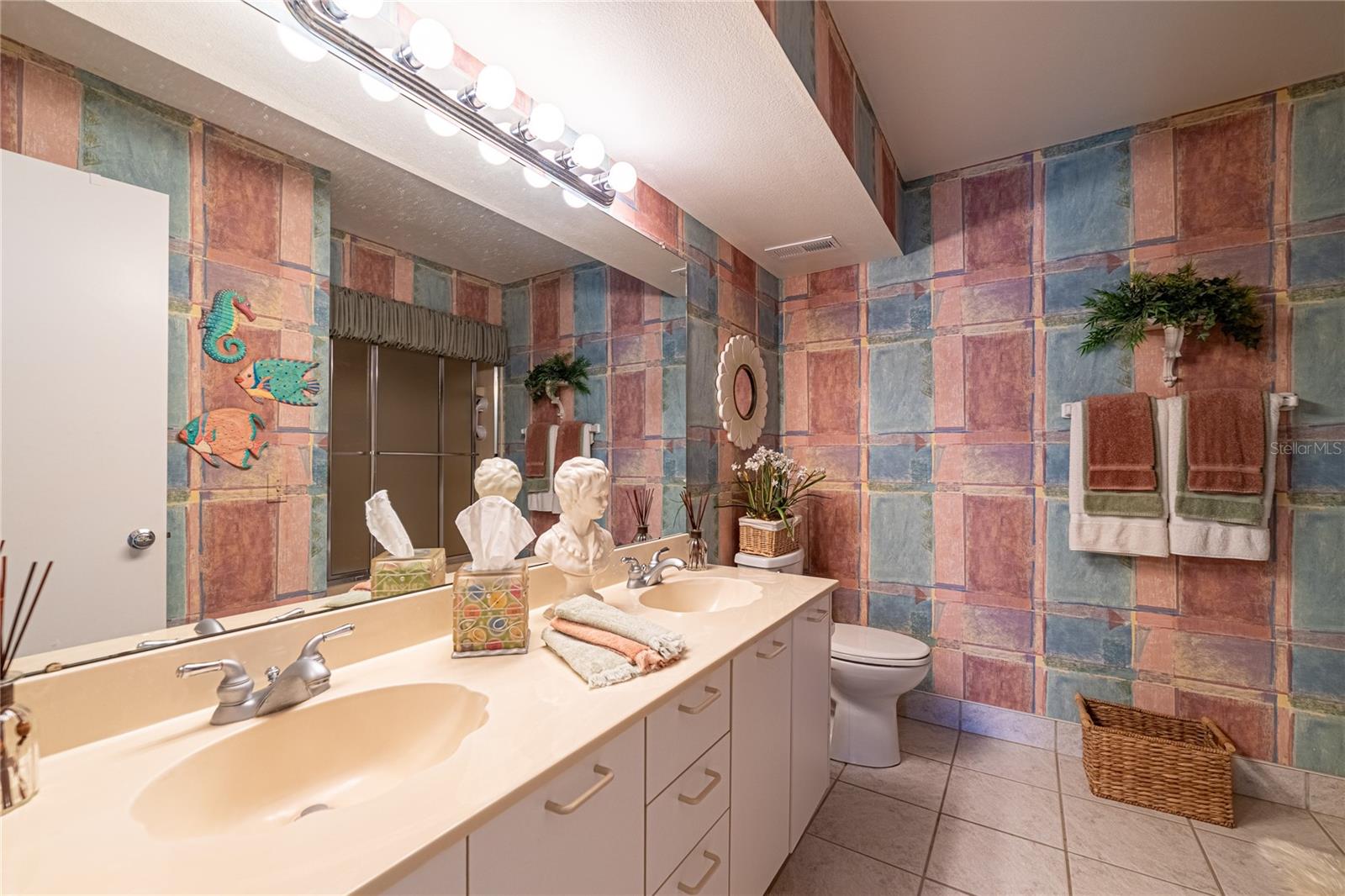 5701 BAHIA DEL MAR CIR #407